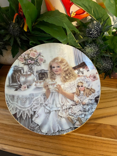 Victoria’s Plate Limited Edition- Collectible